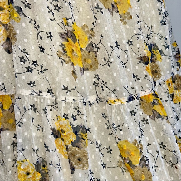 Chiffon  Floral Dress, light airy , feminine. - Picture 5 of 6